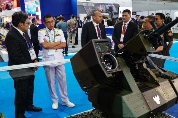 Indo Defence, Respati Bersama Kemhan dan TNI AD Terus Bangun Kemandirian Teknologi Pertahanan lewat RCWS Indo Defence, Respati Bersama Kemhan dan TNI AD Terus Bangun Kemandirian Teknologi Pertahanan lewat RCWS
