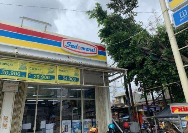 Ini Alasan Indomaret dan Alfamart Selalu Berdekatan, Pemiliknya Punya Harta Rp278,8 Triliun Ini Alasan Indomaret dan Alfamart Selalu Berdekatan, Pemiliknya Punya Harta Rp278,8 Triliun