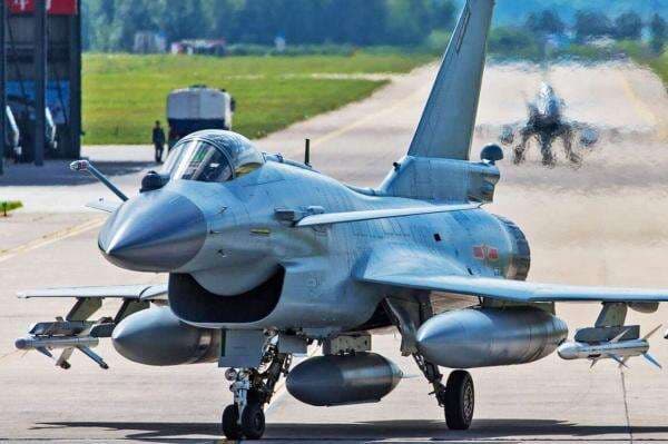 Indonesia Disebut akan Beli Jet Tempur Bekas J-10 China dan Su-35 Rusia Indonesia Disebut akan Beli Jet Tempur Bekas J-10 China dan Su-35 Rusia