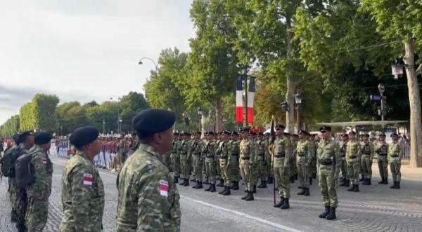 Momen Lagu Indonesia Raya Berkumandang di Bastille Day Paris Momen Lagu Indonesia Raya Berkumandang di Bastille Day Paris
