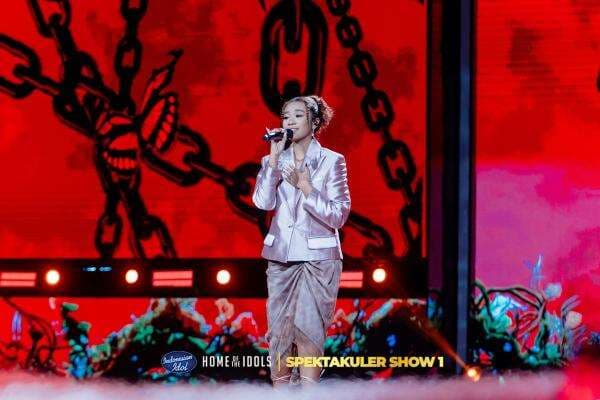 Keren, Angie Carvalho Raih Standing Ovation dari Lima Juri Indonesian Idol Season XIII Keren, Angie Carvalho Raih Standing Ovation dari Lima Juri Indonesian Idol Season XIII