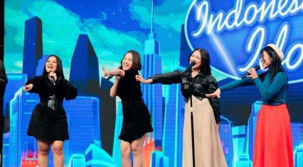 Keren! 5 Kontestan Wanita Indonesian Idol Season XIII Pukau Juri Lewat Lagu <i>Dancing Queen</i> Keren! 5 Kontestan Wanita Indonesian Idol Season XIII Pukau Juri Lewat Lagu <i>Dancing Queen</i>