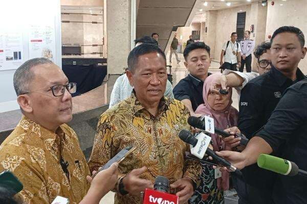 Industri Pertahanan Butuh AI dan Elektronika, Wamenhan Donny Minta BRIN Perbanyak Penelitian Industri Pertahanan Butuh AI dan Elektronika, Wamenhan Donny Minta BRIN Perbanyak Penelitian