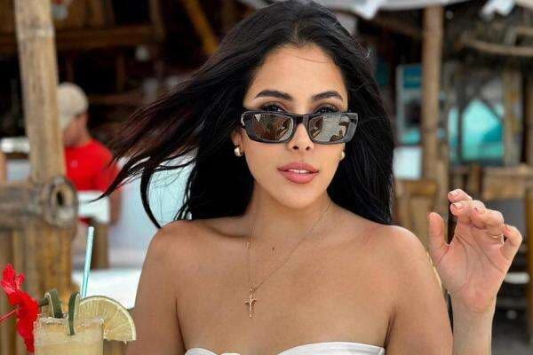 Influencer Cantik Ini Ditembak Mati Penjahat usai Sharelock Makan Siang di Instagram Influencer Cantik Ini Ditembak Mati Penjahat usai Sharelock Makan Siang di Instagram