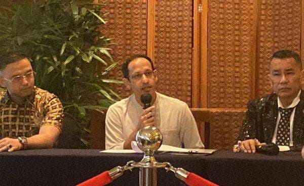 Ini Alasan Kejagung Ingin Periksa Nadiem Makarim terkait Korupsi Pengadaan Laptop Chromebook Ini Alasan Kejagung Ingin Periksa Nadiem Makarim terkait Korupsi Pengadaan Laptop Chromebook