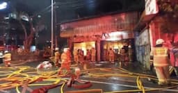Ini Kendala Petugas Padamkan Kebakaran Toko Bingkai di Mampang