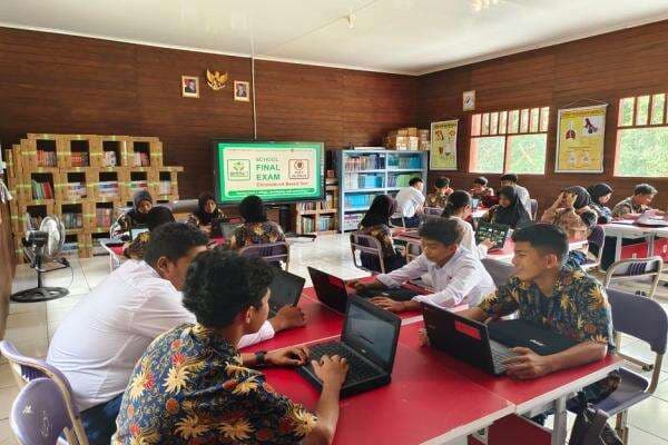 Inspiratif, Kisah SMPN 7 Muara Kaman Menembus Batas, Kini Jadi Google Reference School Inspiratif, Kisah SMPN 7 Muara Kaman Menembus Batas, Kini Jadi Google Reference School