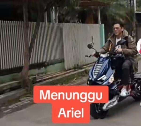Intip Motor Ariel Noah saat Reunian SMA, Cuma Ada 50 Unit di Dunia Intip Motor Ariel Noah saat Reunian SMA, Cuma Ada 50 Unit di Dunia