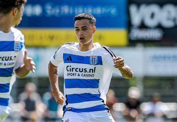 Mengintip Besaran Gaji Eliano Reijnders di Klub PEC Zwolle Mengintip Besaran Gaji Eliano Reijnders di Klub PEC Zwolle