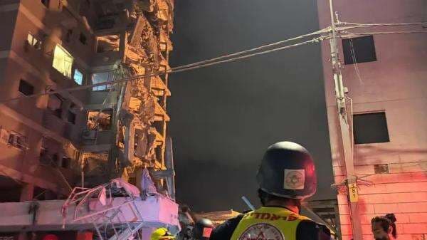 Iran Tembakkan 80 Rudal ke Israel, Zionis Makin Tak Berdaya Iran Tembakkan 80 Rudal ke Israel, Zionis Makin Tak Berdaya