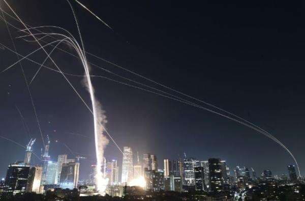 Serangan Iran ke Israel Rusak Kedubes AS di Tel Aviv Serangan Iran ke Israel Rusak Kedubes AS di Tel Aviv