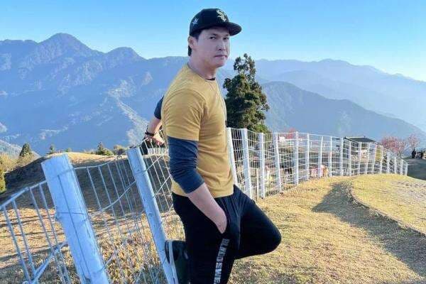 Irwan Chandra Akui Keterpurukan Hidupnya Dimulai saat Cerai dari Moa Irwan Chandra Akui Keterpurukan Hidupnya Dimulai saat Cerai dari Moa