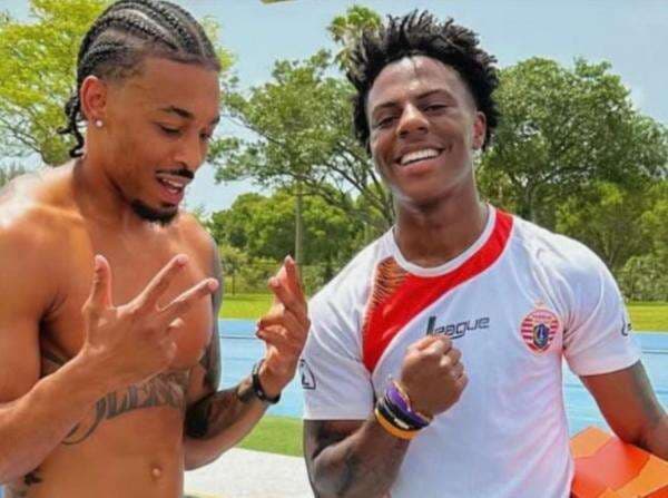 Bikin Heboh, Youtuber IShowSpeed Pakai Jersey Persija Jakarta saat Live Bikin Heboh, Youtuber IShowSpeed Pakai Jersey Persija Jakarta saat Live