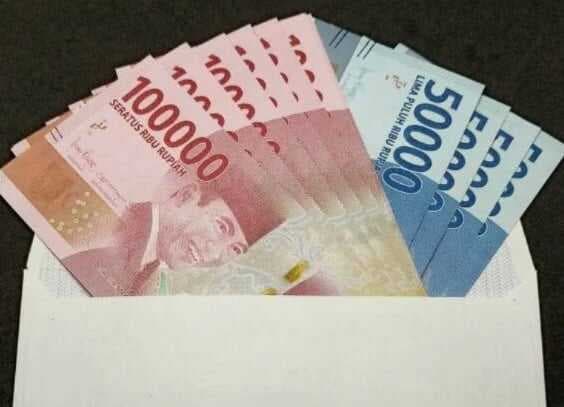 Istana dan DJP Angkat Bicara soal Kabar Amplop Kondangan Mau Dipajaki Istana dan DJP Angkat Bicara soal Kabar Amplop Kondangan Mau Dipajaki