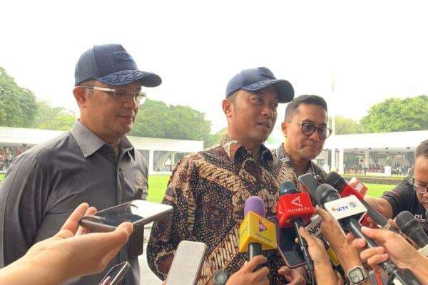 Istana Tak Wajibkan Masyarakat Pakai Baju Adat saat Upacara HUT ke-80 RI Istana Tak Wajibkan Masyarakat Pakai Baju Adat saat Upacara HUT ke-80 RI