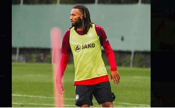 Kisah Sedih Jairo Riedewald, Jadi Pengangguran hingga Gagal Perkuat Timnas Indonesia Asuhan Patrick Kluivert Kisah Sedih Jairo Riedewald, Jadi Pengangguran hingga Gagal Perkuat Timnas Indonesia Asuhan Patrick Kluivert