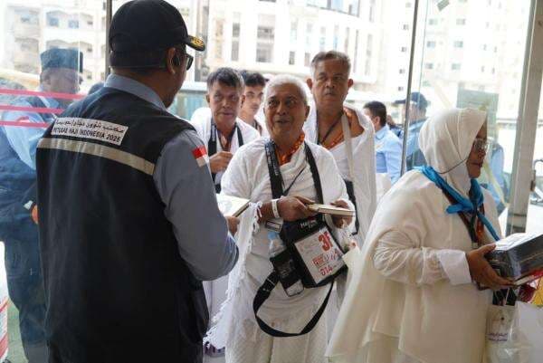 Takjub dengan Pelayanan Haji yang Diterima dari Padang Sampai Arab Saudi, Tasbih: Bikin Ibadah Aman dan Nyaman Takjub dengan Pelayanan Haji yang Diterima dari Padang Sampai Arab Saudi, Tasbih: Bikin Ibadah Aman dan Nyaman
