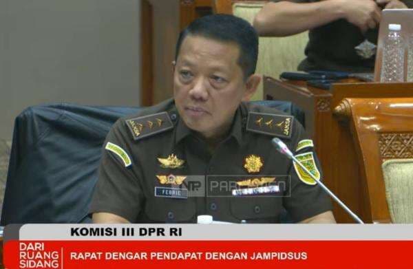 Jampidsus Ungkap Anak Buahnya Mau Pingsan Temukan Duit Hampir Rp1 Triliun di Rumah Zarof Ricar Jampidsus Ungkap Anak Buahnya Mau Pingsan Temukan Duit Hampir Rp1 Triliun di Rumah Zarof Ricar