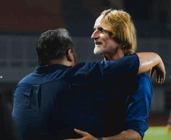 3 Pelatih Top asal Belanda yang Jadi Pelatih di Liga 1 Indonesia Musim 2025-2026, Nomor 1 Pernah Latih Eliano Reijnders 3 Pelatih Top asal Belanda yang Jadi Pelatih di Liga 1 Indonesia Musim 2025-2026, Nomor 1 Pernah Latih Eliano Reijnders