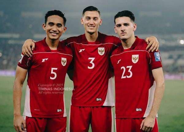 Pelatih Jepang Ketar-ketir dengan Tangguhnya Jay Idzes Kawal Pertahanan Timnas Indonesia Pelatih Jepang Ketar-ketir dengan Tangguhnya Jay Idzes Kawal Pertahanan Timnas Indonesia