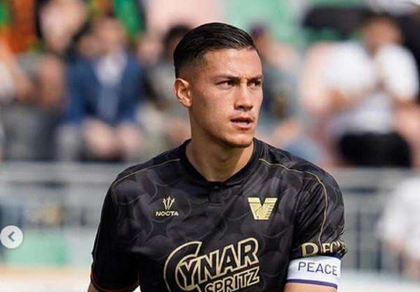 Detail Transfer Jay Idzes ke Sassuolo: Digaji Rp20 Miliar per Tahun, Dikontrak hingga 30 Juni 2029 Detail Transfer Jay Idzes ke Sassuolo: Digaji Rp20 Miliar per Tahun, Dikontrak hingga 30 Juni 2029