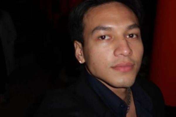 Jefri Nichol Mendadak Tampil Nyanyi di Konser, Penonton Auto Histeris Jefri Nichol Mendadak Tampil Nyanyi di Konser, Penonton Auto Histeris