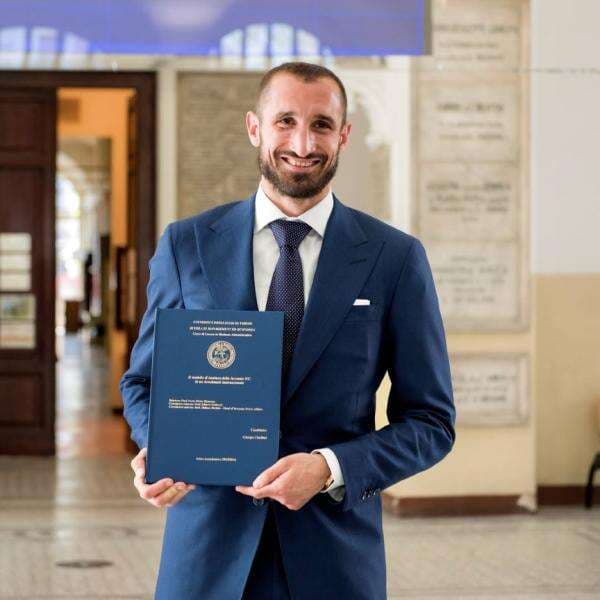 Jejak Pendidikan Giorgio Chiellini, Legenda Juventus yang Punya Gelar S2 dari Universitas Turin Jejak Pendidikan Giorgio Chiellini, Legenda Juventus yang Punya Gelar S2 dari Universitas Turin