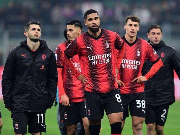 Jelang AC Milan vs Napoli, Stefano Pioli Peringatkan Olivier Giroud Cs 2 Hal Ini Jelang AC Milan vs Napoli, Stefano Pioli Peringatkan Olivier Giroud Cs 2 Hal Ini