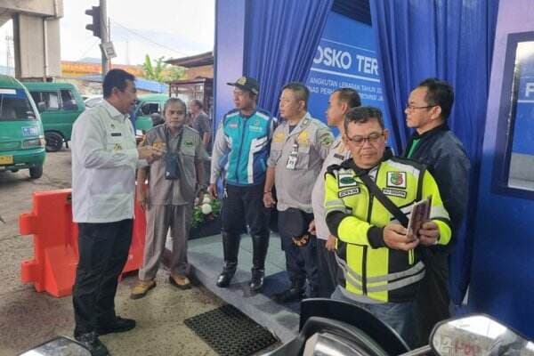 Jelang Lebaran, Kemenko Polkam Pastikan Distribusi Logistik di Jawa Barat Aman Jelang Lebaran, Kemenko Polkam Pastikan Distribusi Logistik di Jawa Barat Aman