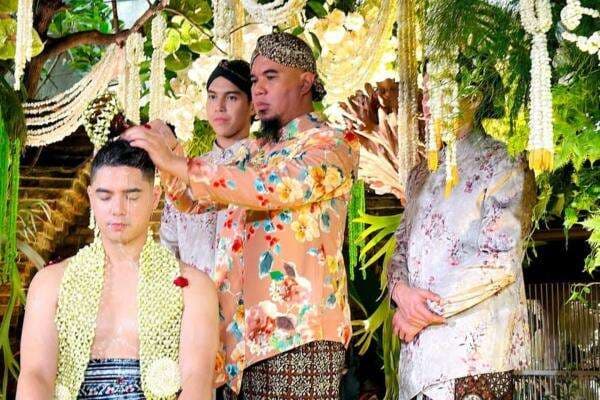 Pesan Menyentuh Ahmad Dhani ke Al Ghazali: Tak Ada Istri Sempurna Pesan Menyentuh Ahmad Dhani ke Al Ghazali: Tak Ada Istri Sempurna