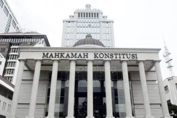 Jelang Putusan MK, Tim Hukum AMIN: Publik Berharap Majelis Hakim Adil