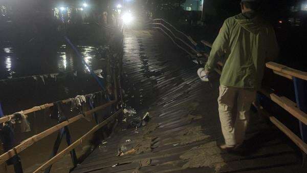Jembatan Cijeruk Patah, Polisi Pastikan Tak Ada Korban Jiwa Jembatan Cijeruk Patah, Polisi Pastikan Tak Ada Korban Jiwa