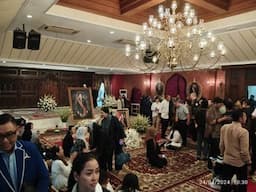 Jenazah Pendiri Mustika Ratu Dimakamkan secara Militer di Tapos Bogor    