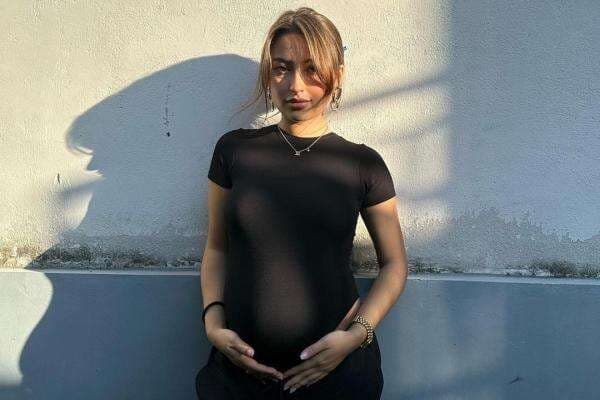 Jennifer Coppen Minta Netizen Tak Berekspektasi soal Dirinya Berhijab Sepulang Umrah Jennifer Coppen Minta Netizen Tak Berekspektasi soal Dirinya Berhijab Sepulang Umrah