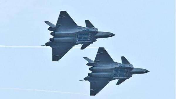 Tegang, Jet Tempur China Nyaris Tabrak Pesawat Militer Jepang Tegang, Jet Tempur China Nyaris Tabrak Pesawat Militer Jepang