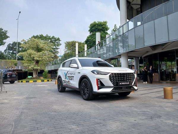 Jetour Umumkan Harga Dashing dan X70 Plus, Mulai Rp300 Jutaan Jetour Umumkan Harga Dashing dan X70 Plus, Mulai Rp300 Jutaan