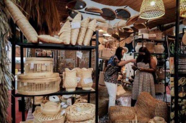 JKF 2025 Momentum UMKM Jakarta Menuju Kota Global JKF 2025 Momentum UMKM Jakarta Menuju Kota Global