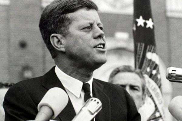 Trump Rilis 80 Ribu Dokumen Terkait Pembunuhan JFK Trump Rilis 80 Ribu Dokumen Terkait Pembunuhan JFK