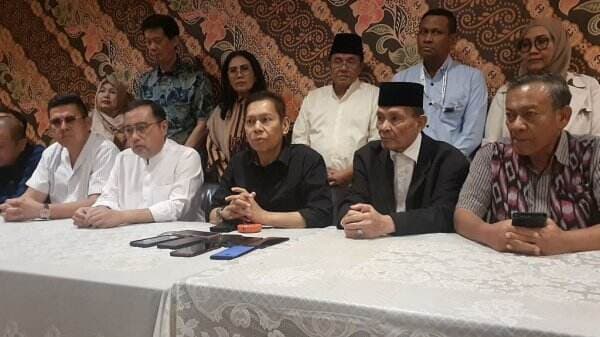 Jokowi dan Gibran Diisukan Akan Jadi Ketum Golkar, MKGR Tegaskan Dukungan ke Airlangga