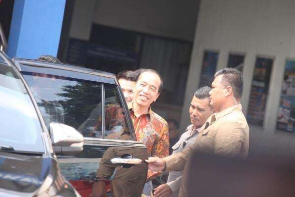 Jokowi Persilakan Penyidik Lakukan Digital Forensik soal Tudingan Ijazah Palsu: Biar Lebih Jelas Jokowi Persilakan Penyidik Lakukan Digital Forensik soal Tudingan Ijazah Palsu: Biar Lebih Jelas