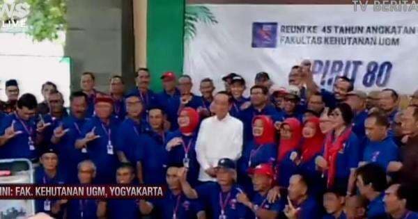 Jokowi Hadiri Reuni UGM di Tengah Gaduh Ijazah Palsu Jokowi Hadiri Reuni UGM di Tengah Gaduh Ijazah Palsu