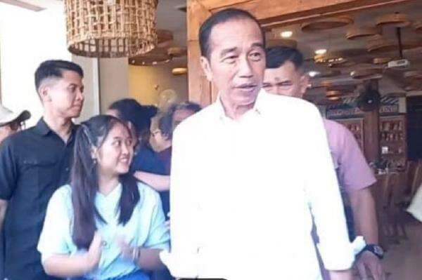 Jokowi soal Lawan Kaesang di Bursa Ketum PSI: Kalau Saya Maju yang Lain Mundur Jokowi soal Lawan Kaesang di Bursa Ketum PSI: Kalau Saya Maju yang Lain Mundur