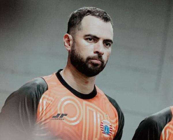 Penyebab Jordi Amat Rela Buang Peluang Main di Spanyol hingga Arab Saudi dan Pilih Perkuat Persija Jakarta Penyebab Jordi Amat Rela Buang Peluang Main di Spanyol hingga Arab Saudi dan Pilih Perkuat Persija Jakarta