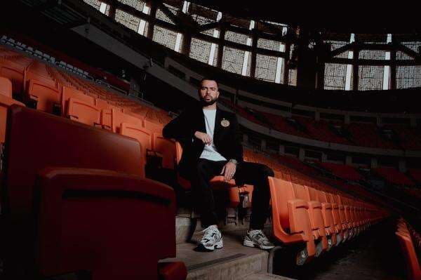 Sudah Sering Main di SUGBK, Jordi Amat Penasaran Atmosfer Stadion JIS Sudah Sering Main di SUGBK, Jordi Amat Penasaran Atmosfer Stadion JIS