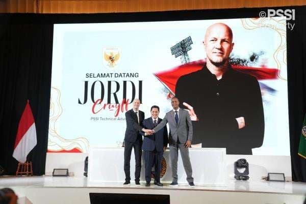 Siap-Siap! Jordi Cruyff Ingin Terapkan Kebiasaan Eropa di Sepak Bola Indonesia Siap-Siap! Jordi Cruyff Ingin Terapkan Kebiasaan Eropa di Sepak Bola Indonesia