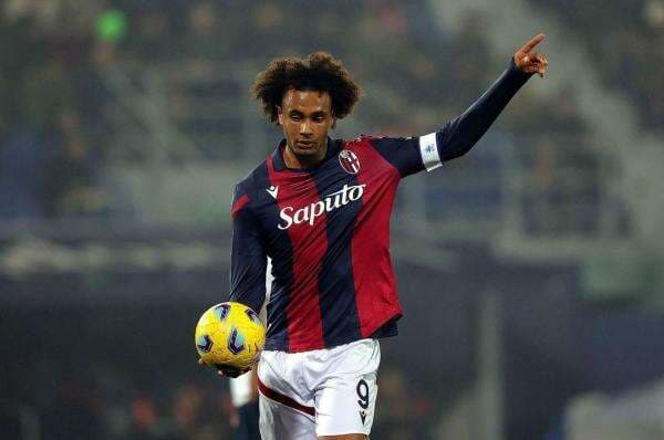 Joshua Zirkzee Pilih Manchester United ketimbang AC Milan, Zlatan Ibrahimovic Pastikan Ada Penggantinya Joshua Zirkzee Pilih Manchester United ketimbang AC Milan, Zlatan Ibrahimovic Pastikan Ada Penggantinya