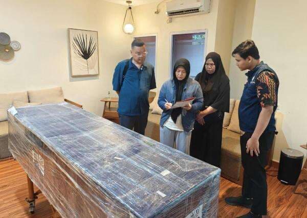 Kemlu Pulangkan Jenazah Pekerja Judol dari Kamboja Kemlu Pulangkan Jenazah Pekerja Judol dari Kamboja