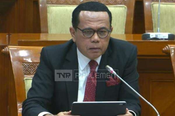 Juniver Girsang Minta Advokat Tak Dituntut saat Bela Kliennya Diatur di RUU KUHAP, DPR: Bungkus Juniver Girsang Minta Advokat Tak Dituntut saat Bela Kliennya Diatur di RUU KUHAP, DPR: Bungkus