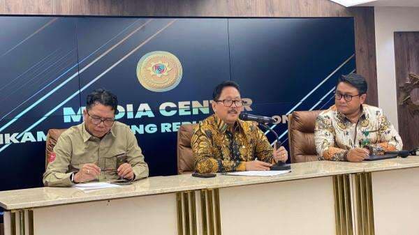 MA Akan Pelajari Laporan Tom Lembong atas 3 Hakim Kasus Korupsi Impor Gula MA Akan Pelajari Laporan Tom Lembong atas 3 Hakim Kasus Korupsi Impor Gula