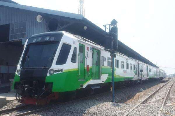 KA Commuter Line Jenggala Tak Bisa Ngerem, KAI: Masih Diselidiki Penyebabnya KA Commuter Line Jenggala Tak Bisa Ngerem, KAI: Masih Diselidiki Penyebabnya